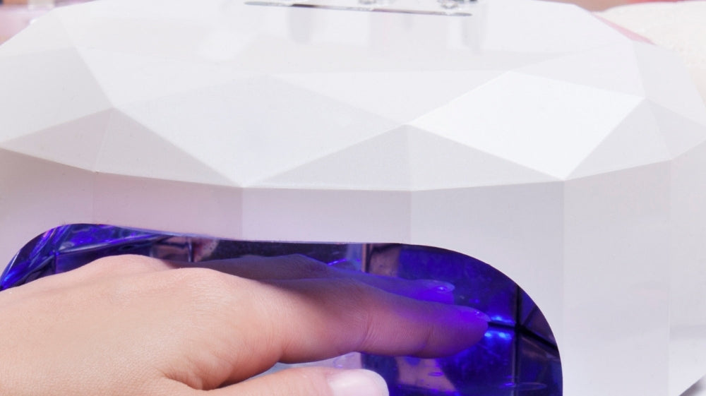 do you need a UV light for dip powder nails