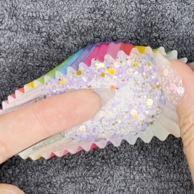 how to apply chunky glitter to dip nails tutorial