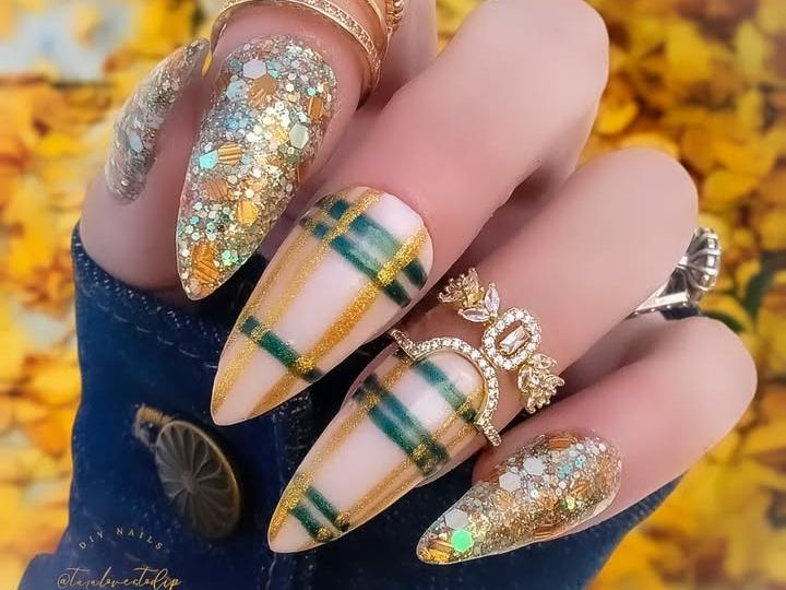 -Glitter-Dip-Nail-Powder-Channel the Flannel-Fairy-Glamor