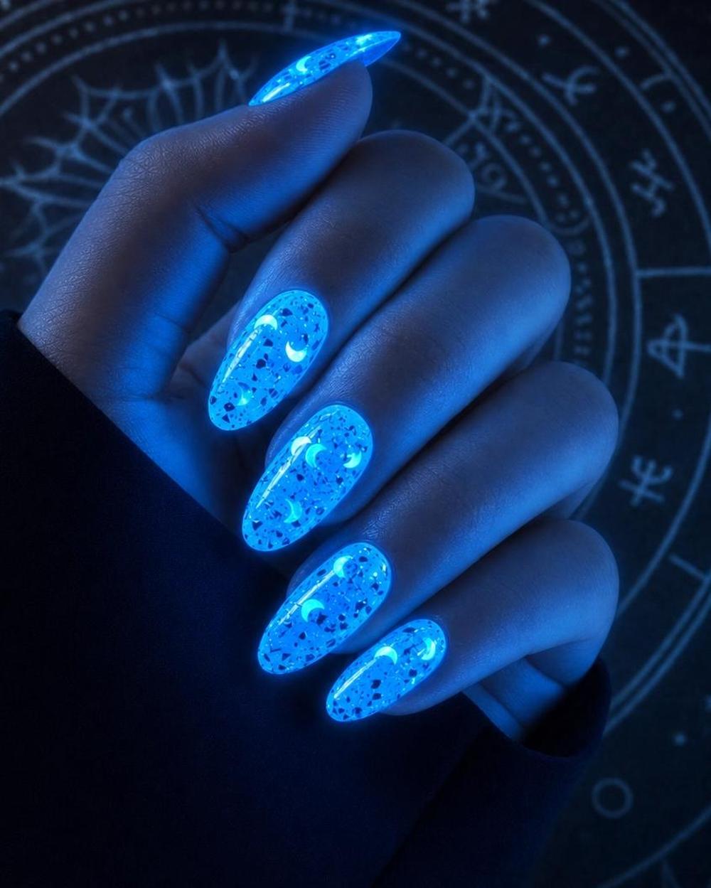 -Glow in the Dark-Dip-Nail-Powder-Arcane Afterparty-Fairy-Glamor