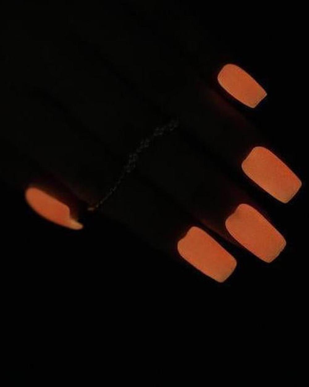 -Glow in the Dark-Dip-Nail-Powder-Screen Queen-Fairy-Glamor