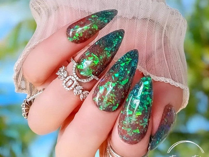 Green-Thermal (Color Changer)-Dip-Nail-Powder-Mermaid Scales-Fairy-Glamor